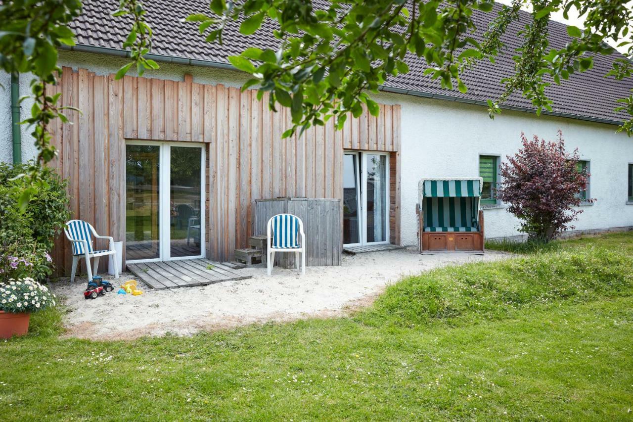 Reiterhof Zwei Linden Apartment Меле Екстериор снимка